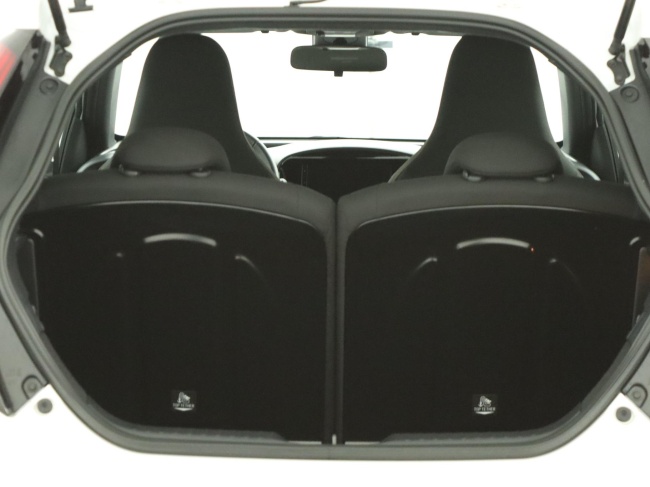 Toyota Aygo X - 1.0 VVT-i S-CVT Play