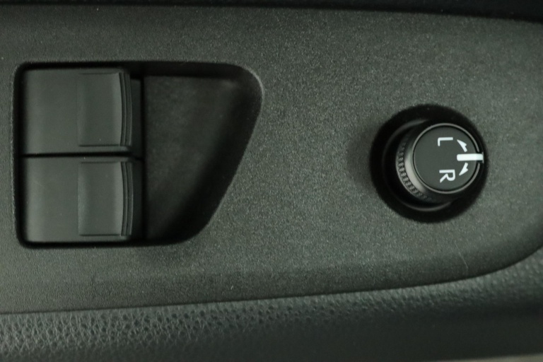 Toyota Aygo X - 1.0 VVT-i S-CVT Play 27