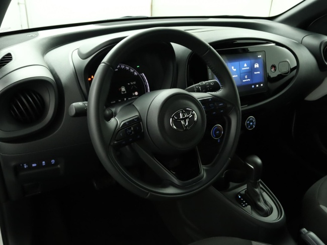 Toyota Aygo X - 1.0 VVT-i S-CVT Play