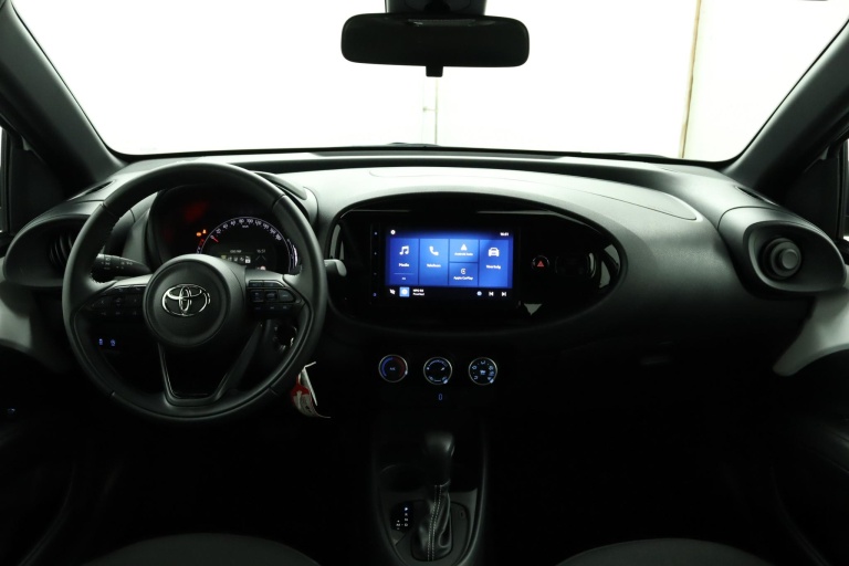 Toyota Aygo X - 1.0 VVT-i S-CVT Play 58
