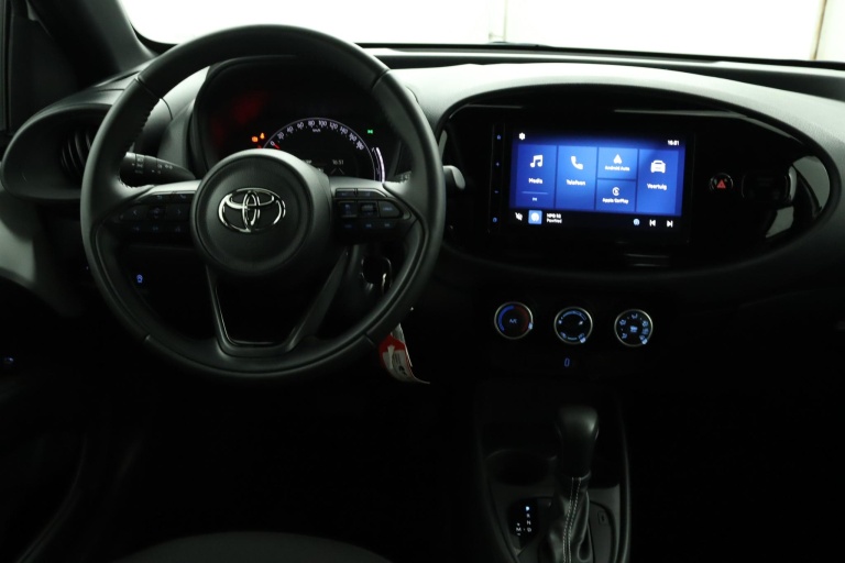 Toyota Aygo X - 1.0 VVT-i S-CVT Play 59
