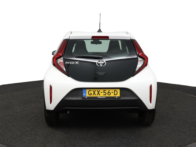 Toyota Aygo X - 1.0 VVT-i S-CVT Play