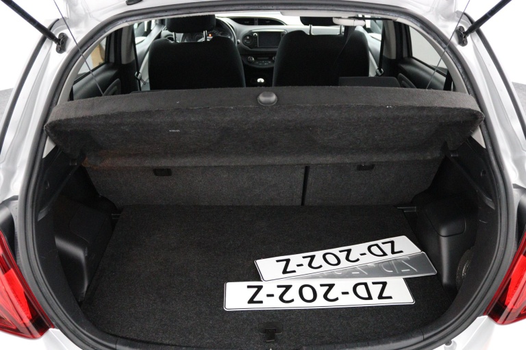 Toyota Yaris - 1.3 VVT-i Dynamic 23