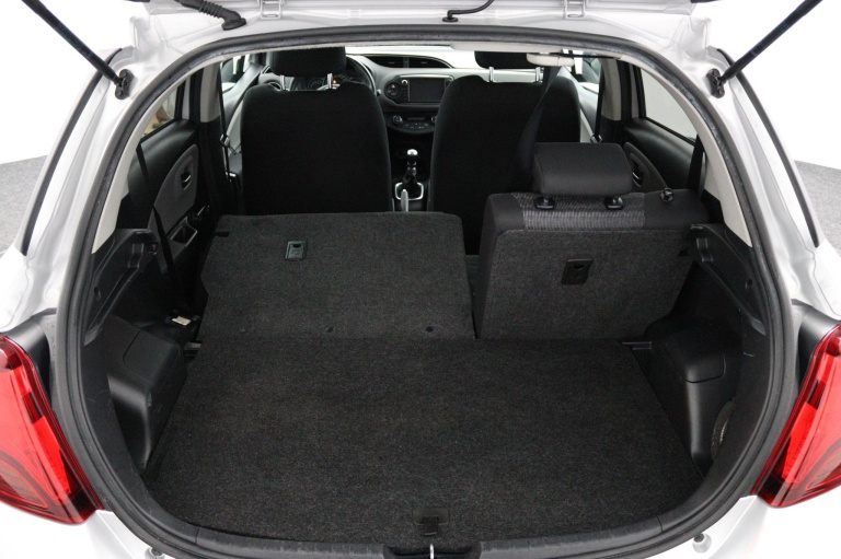 Toyota Yaris - 1.3 VVT-i Dynamic 25