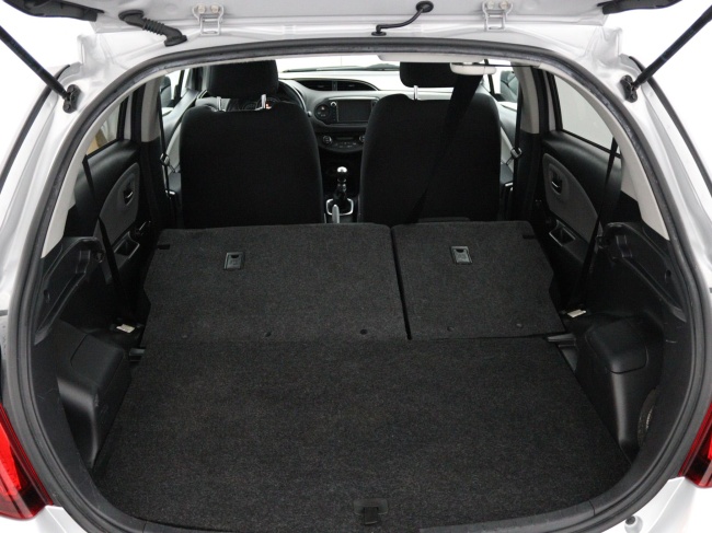 Toyota Yaris - 1.3 VVT-i Dynamic