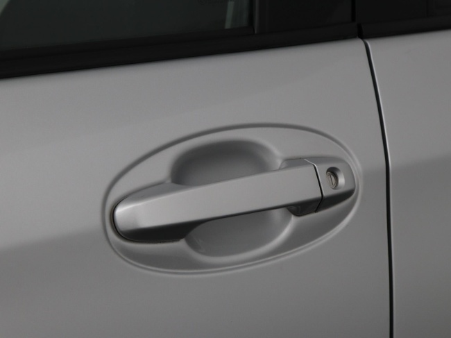 Toyota Yaris - 1.3 VVT-i Dynamic