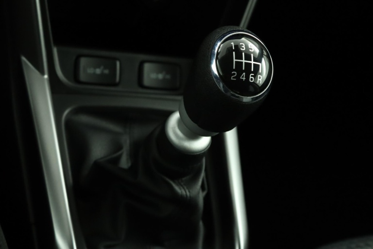 Suzuki S-Cross - 1.4 Boosterjet Select Smart Hybrid 27