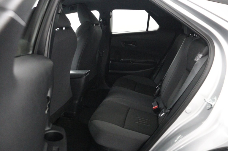 Toyota C-HR - 2.0 Plug-in Hybrid 220 Dynamic 17