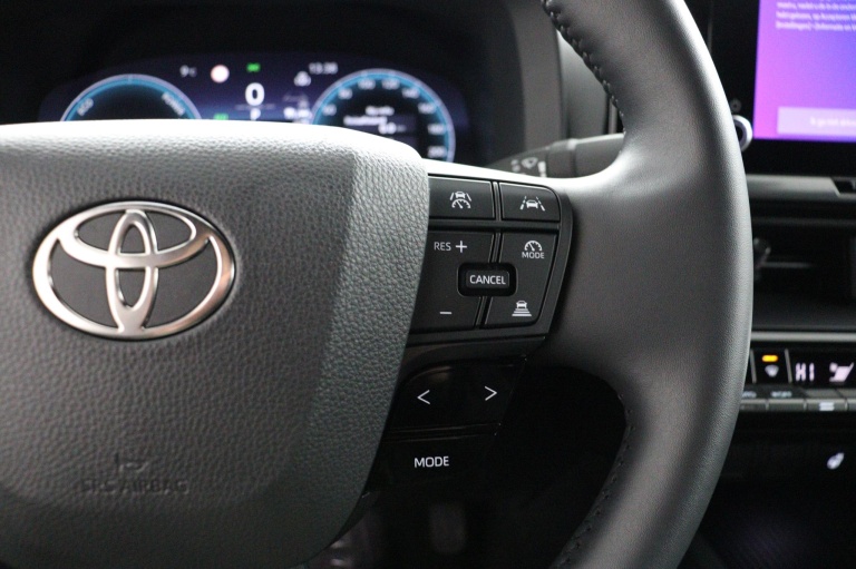 Toyota C-HR - 2.0 Plug-in Hybrid 220 Dynamic 19