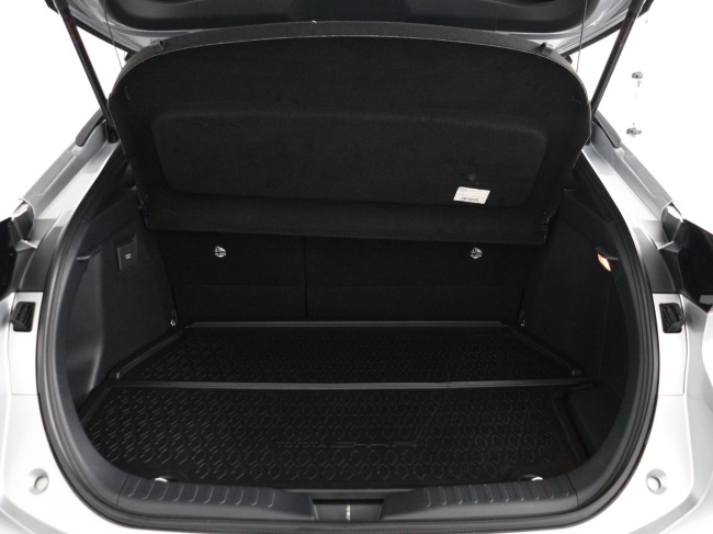 Toyota C-HR - 2.0 Plug-in Hybrid 220 Dynamic