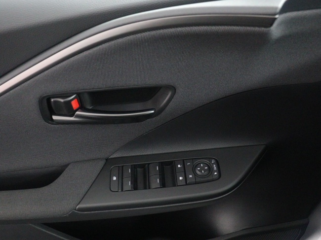 Toyota C-HR - 2.0 Plug-in Hybrid 220 Dynamic