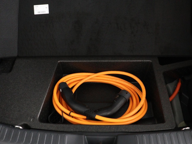 Toyota C-HR - 2.0 Plug-in Hybrid 220 Dynamic