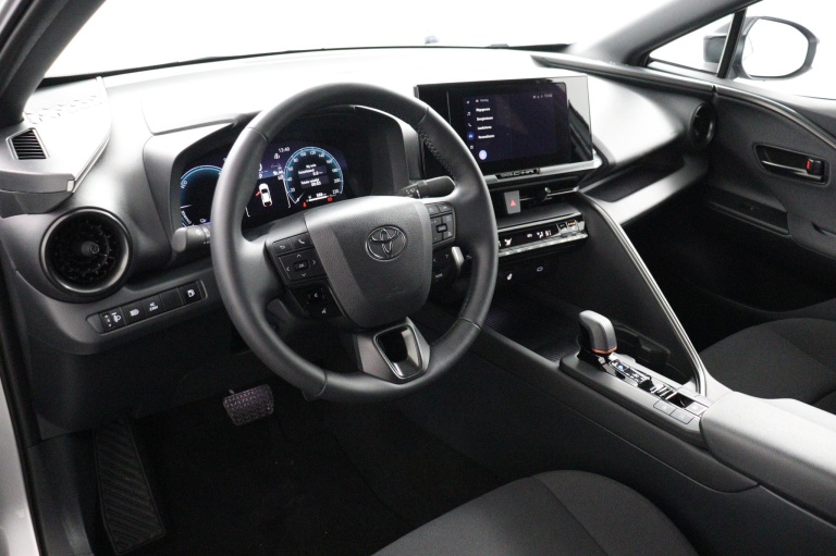 Toyota C-HR - 2.0 Plug-in Hybrid 220 Dynamic 50