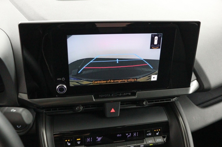 Toyota C-HR - 2.0 Plug-in Hybrid 220 Dynamic 8