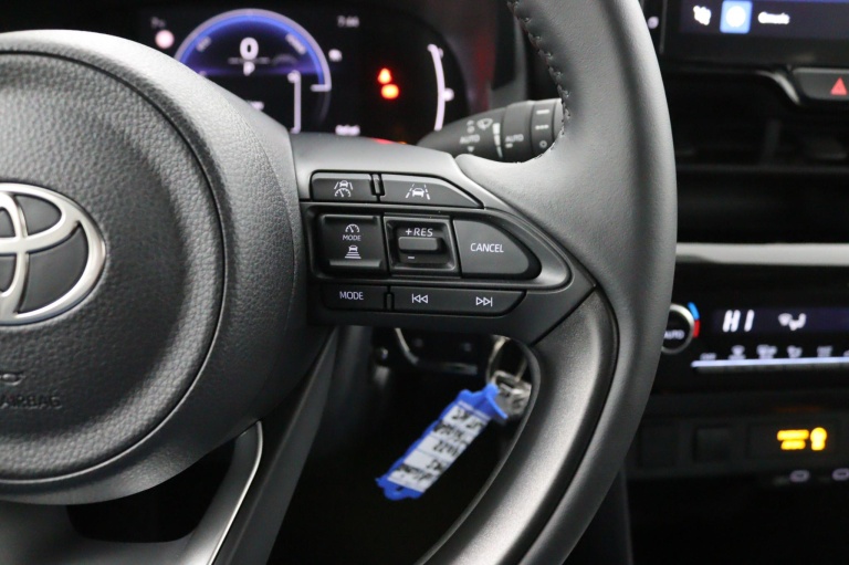 Toyota Yaris Cross - 1.5 Hybrid 115 Active 18