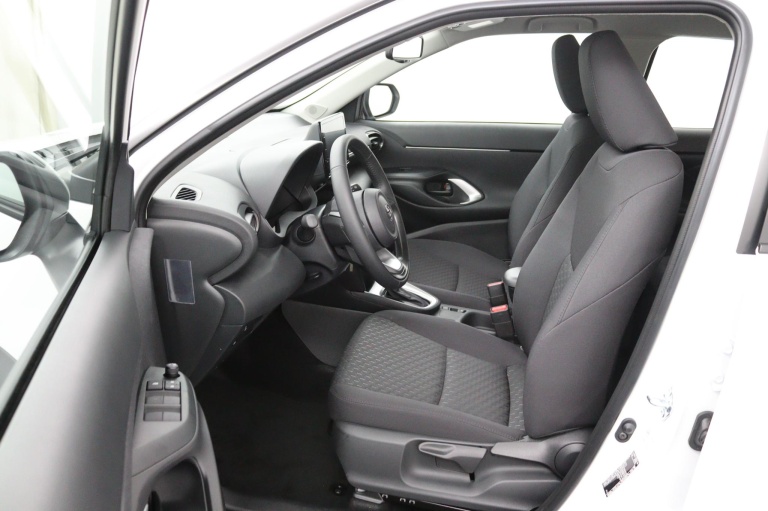 Toyota Yaris Cross - 1.5 Hybrid 115 Active 9