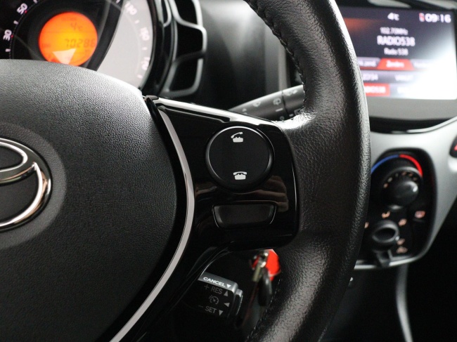 Toyota Aygo - 1.0 VVT-i x-play limited