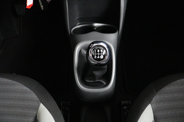 Toyota Aygo - 1.0 VVT-i x-play limited 26