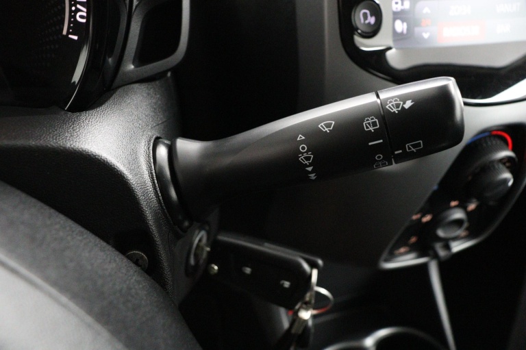 Toyota Aygo - 1.0 VVT-i x-play limited 30