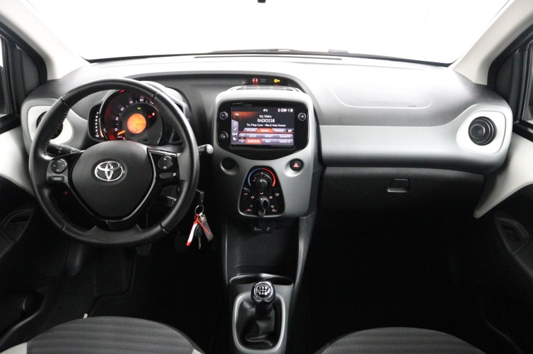 Toyota Aygo - 1.0 VVT-i x-play limited 4