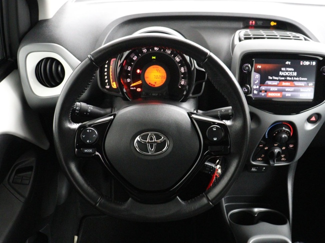 Toyota Aygo - 1.0 VVT-i x-play limited