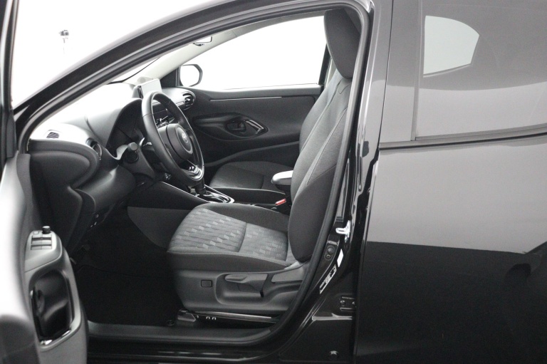 Toyota Yaris - 1.5 Hybrid 115 Dynamic 16