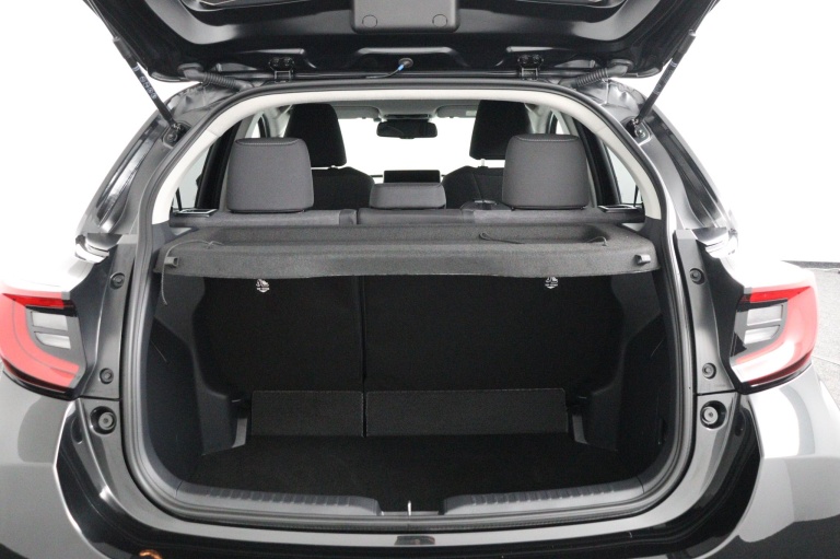 Toyota Yaris - 1.5 Hybrid 115 Dynamic 22