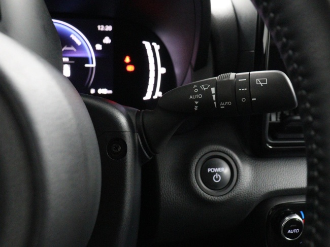 Toyota Yaris - 1.5 Hybrid 115 Dynamic