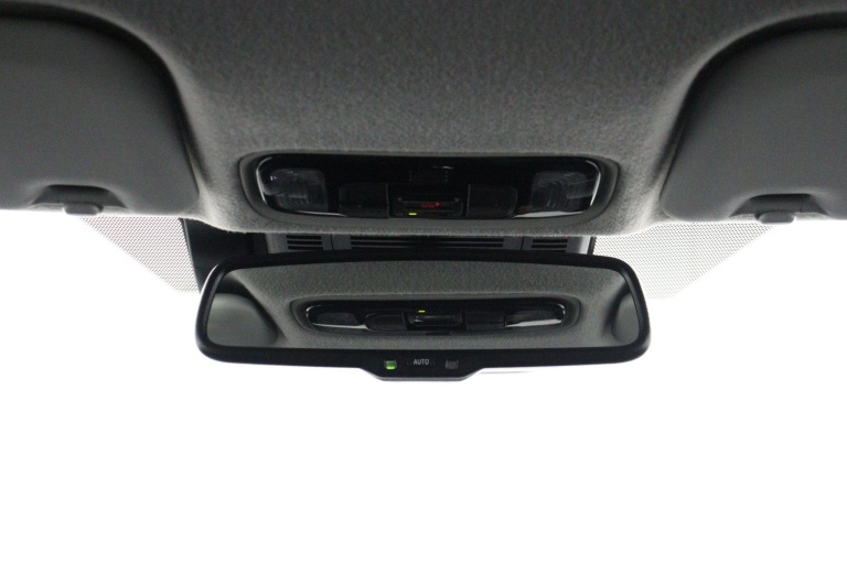 Toyota Yaris - 1.5 Hybrid 115 Dynamic 31