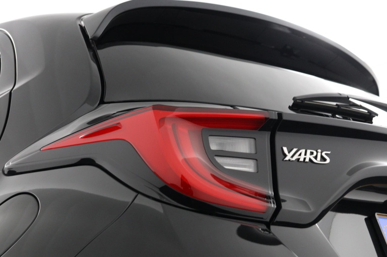 Toyota Yaris - 1.5 Hybrid 115 Dynamic 35