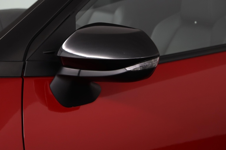 Toyota Yaris Cross - 1.5 Hybrid Executive 36