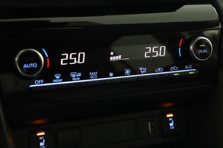 Toyota Yaris Cross - 1.5 Hybrid Executive 7