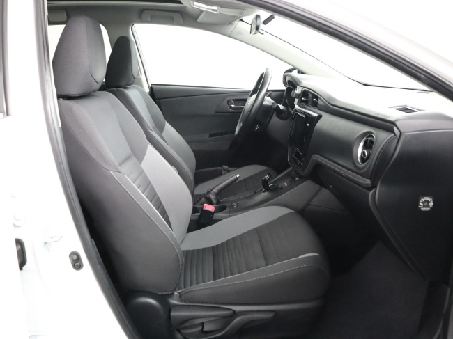 Toyota Auris Touring Sports - 1.8 Hybrid Lease