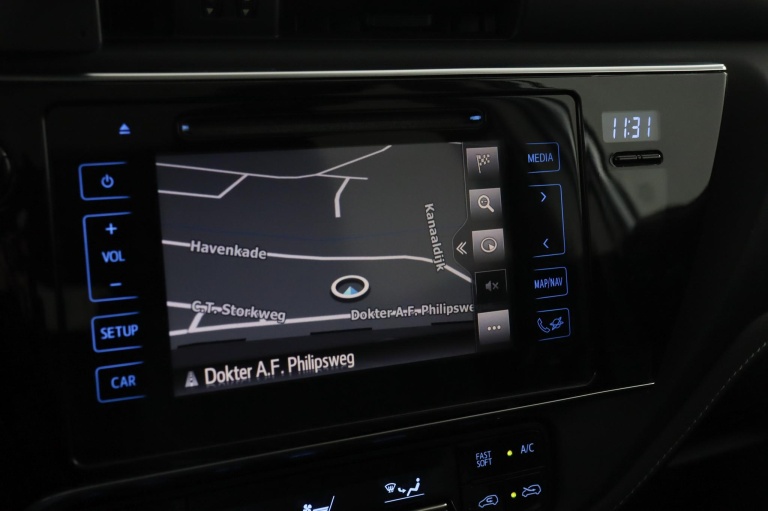 Toyota Auris Touring Sports - 1.8 Hybrid Lease 28