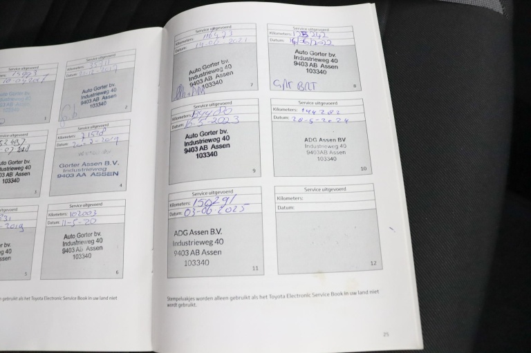 Toyota Auris Touring Sports - 1.8 Hybrid Lease 42