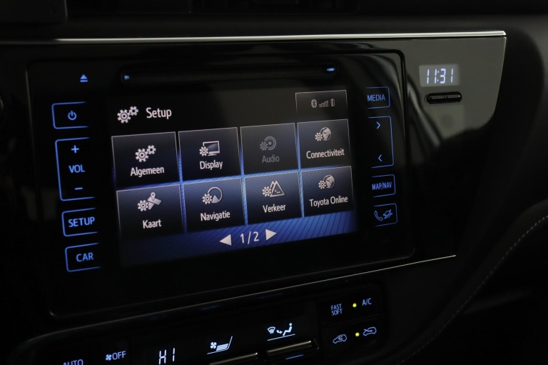 Toyota Auris Touring Sports - 1.8 Hybrid Lease 48