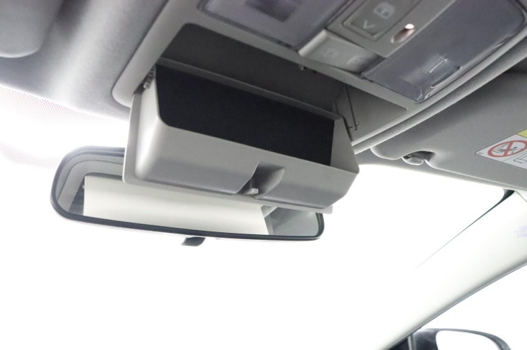 Toyota Auris Touring Sports - 1.8 Hybrid Lease 53