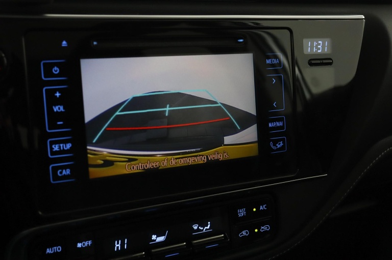 Toyota Auris Touring Sports - 1.8 Hybrid Lease 9