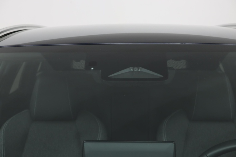 Toyota Corolla Touring Sports - Hybrid 140 Dynamic 38