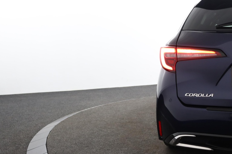 Toyota Corolla Touring Sports - Hybrid 140 Dynamic 39