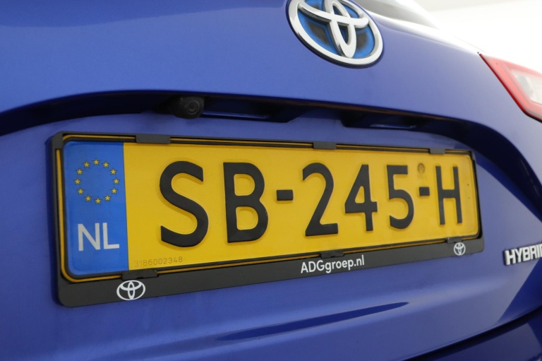 Toyota Yaris - 1.5 Hybrid Dynamic 44