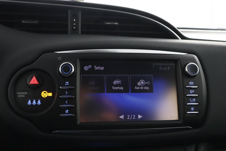 Toyota Yaris - 1.5 Hybrid Dynamic 54