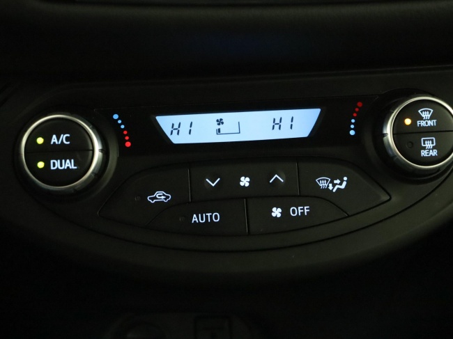 Toyota Yaris - 1.5 Hybrid Dynamic
