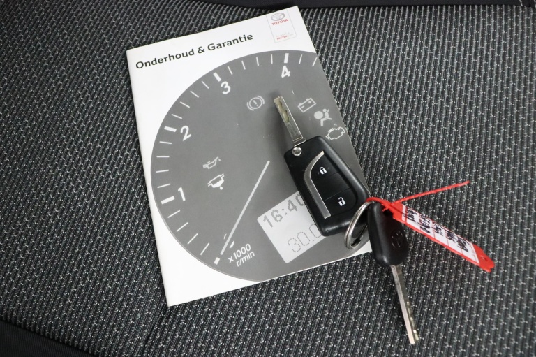 Toyota Yaris - 1.5 Hybrid Aspiration 11