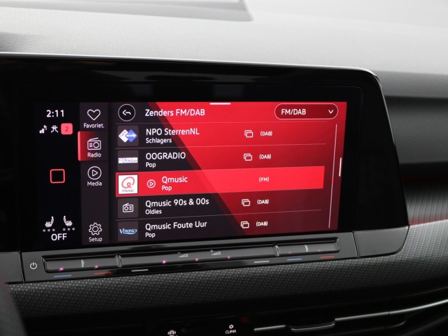 Volkswagen Golf - 1.5 eTSI R-Line Business