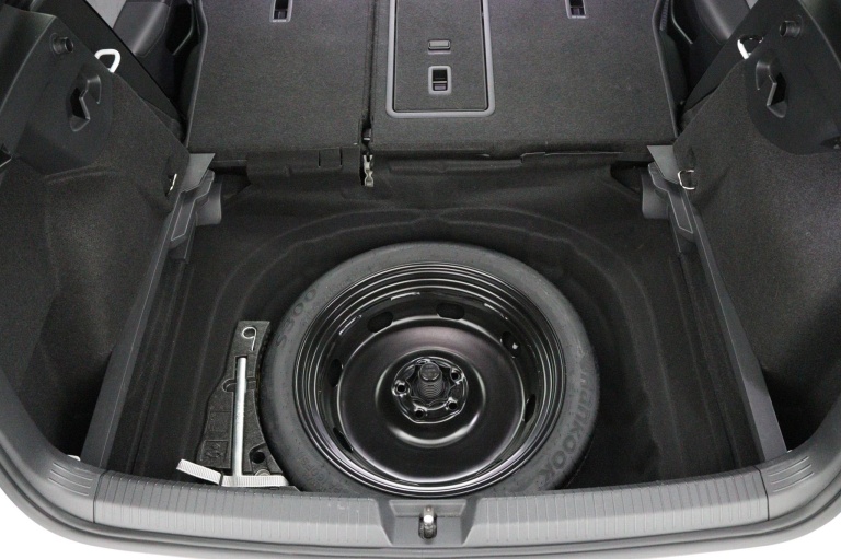 Volkswagen Golf - 1.5 eTSI R-Line Business 29