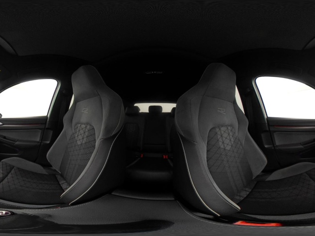 Volkswagen Golf - 1.5 eTSI R-Line Business