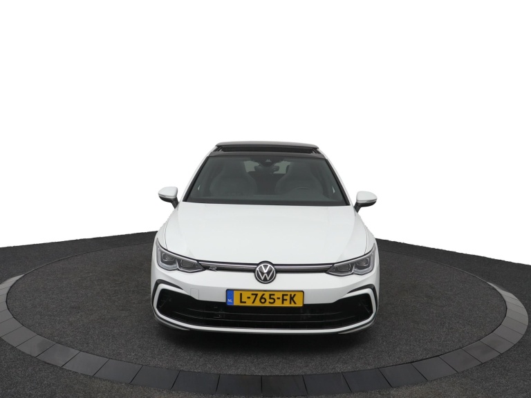 Volkswagen Golf - 1.5 eTSI R-Line Business 7