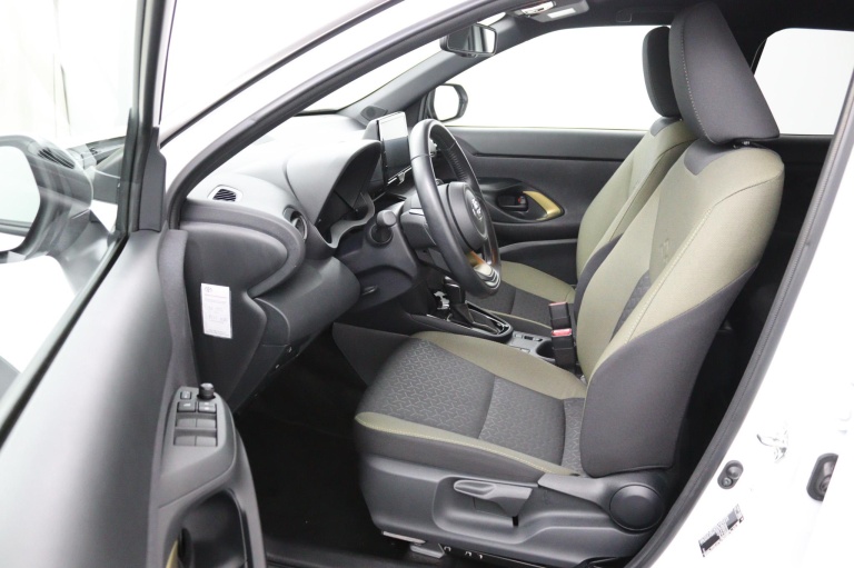 Toyota Yaris Cross - 1.5 Hybrid Explore 9