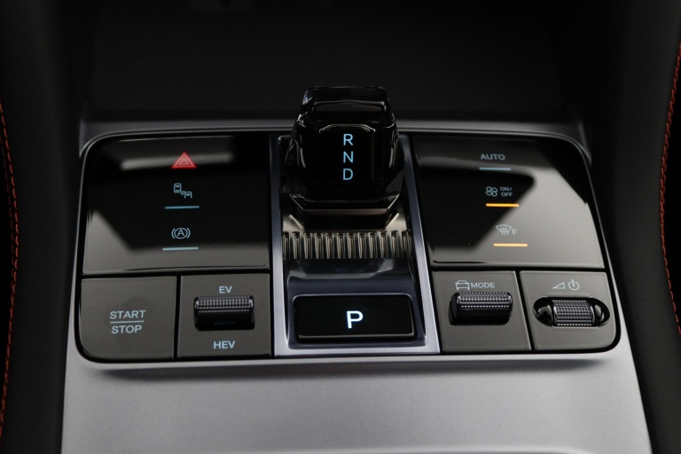 BYD SEAL U - 1.5 DM-i FWD Boost 18